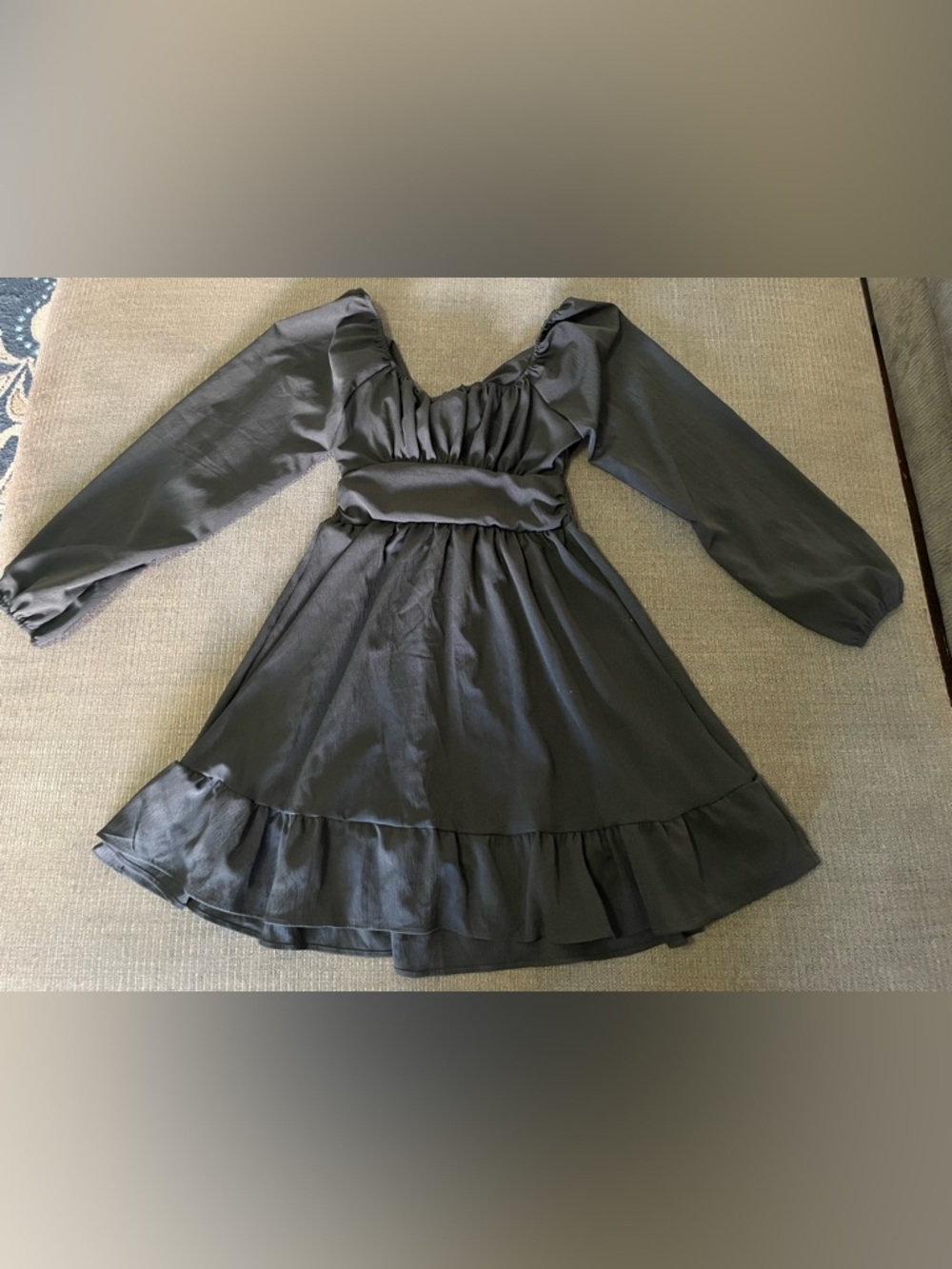 Women's Black Long Sleeve Tie Back Ruffle Hem Dress